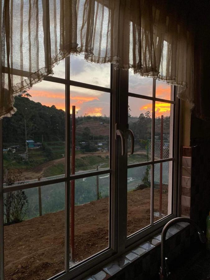 Keshiya Holiday Home Nuwara Eliya Buitenkant foto